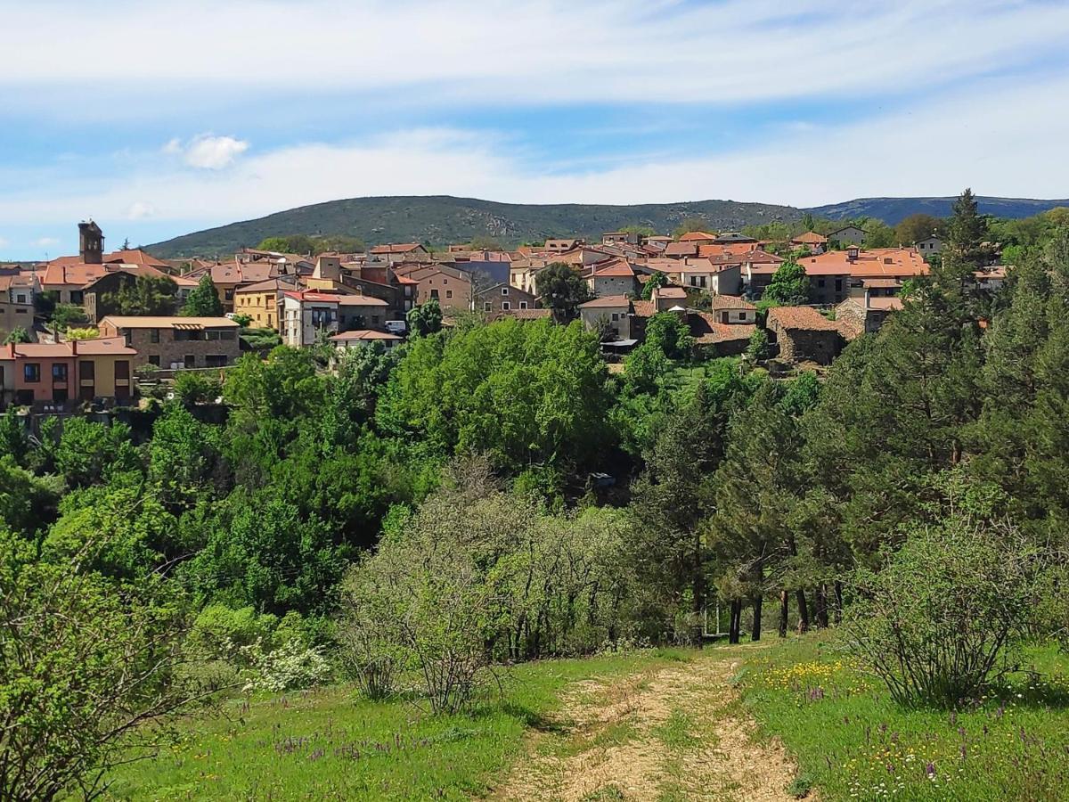 Casa Rural Fuente Del Arca Montejo Montejo de la Sierra Dış mekan fotoğraf