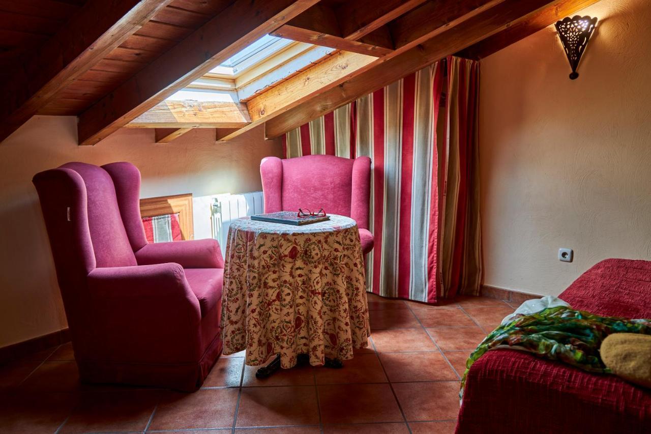 Casa Rural Fuente Del Arca Montejo Montejo de la Sierra Dış mekan fotoğraf